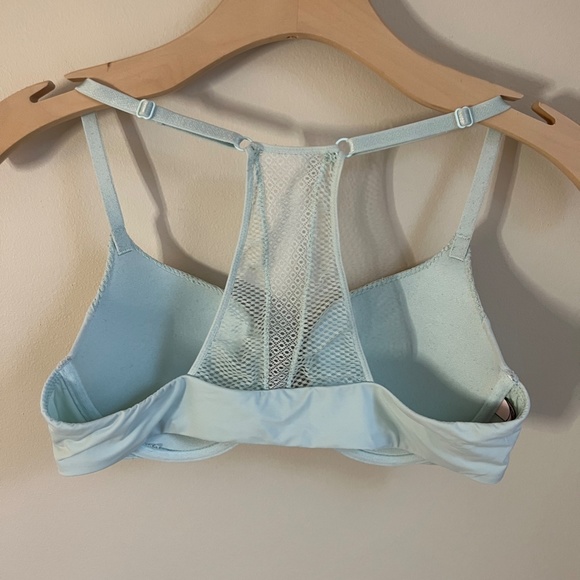 Victoria's Secret t-shirt push-up bra - Picture 2 of 3